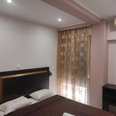 Hotel Louiza Paralía Eksteriør billede