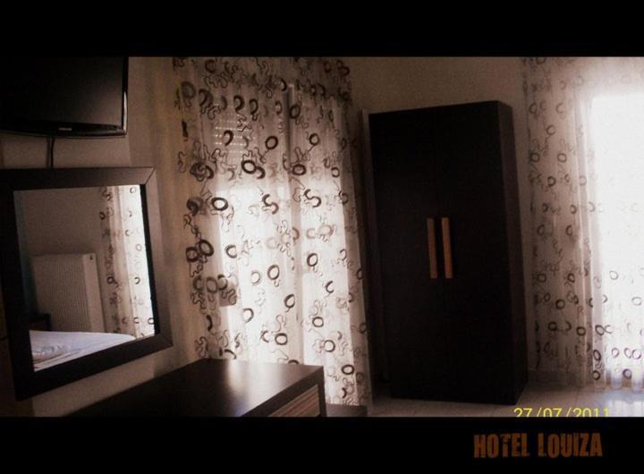 Hotel Louiza Paralía Eksteriør billede