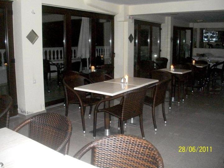 Hotel Louiza Paralía Eksteriør billede