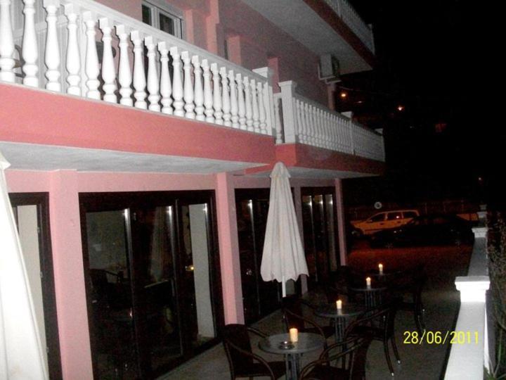 Hotel Louiza Paralía Eksteriør billede