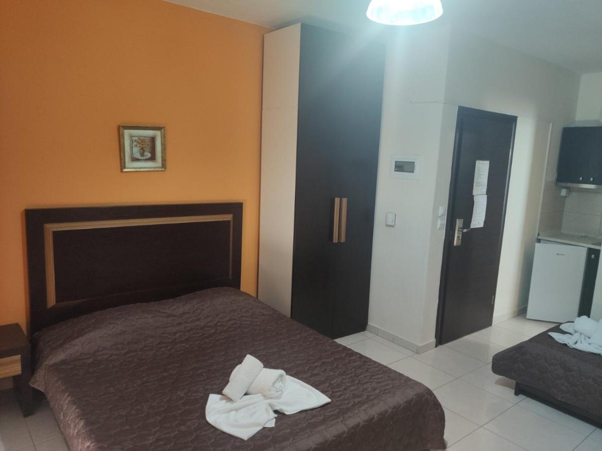 Hotel Louiza Paralía Eksteriør billede