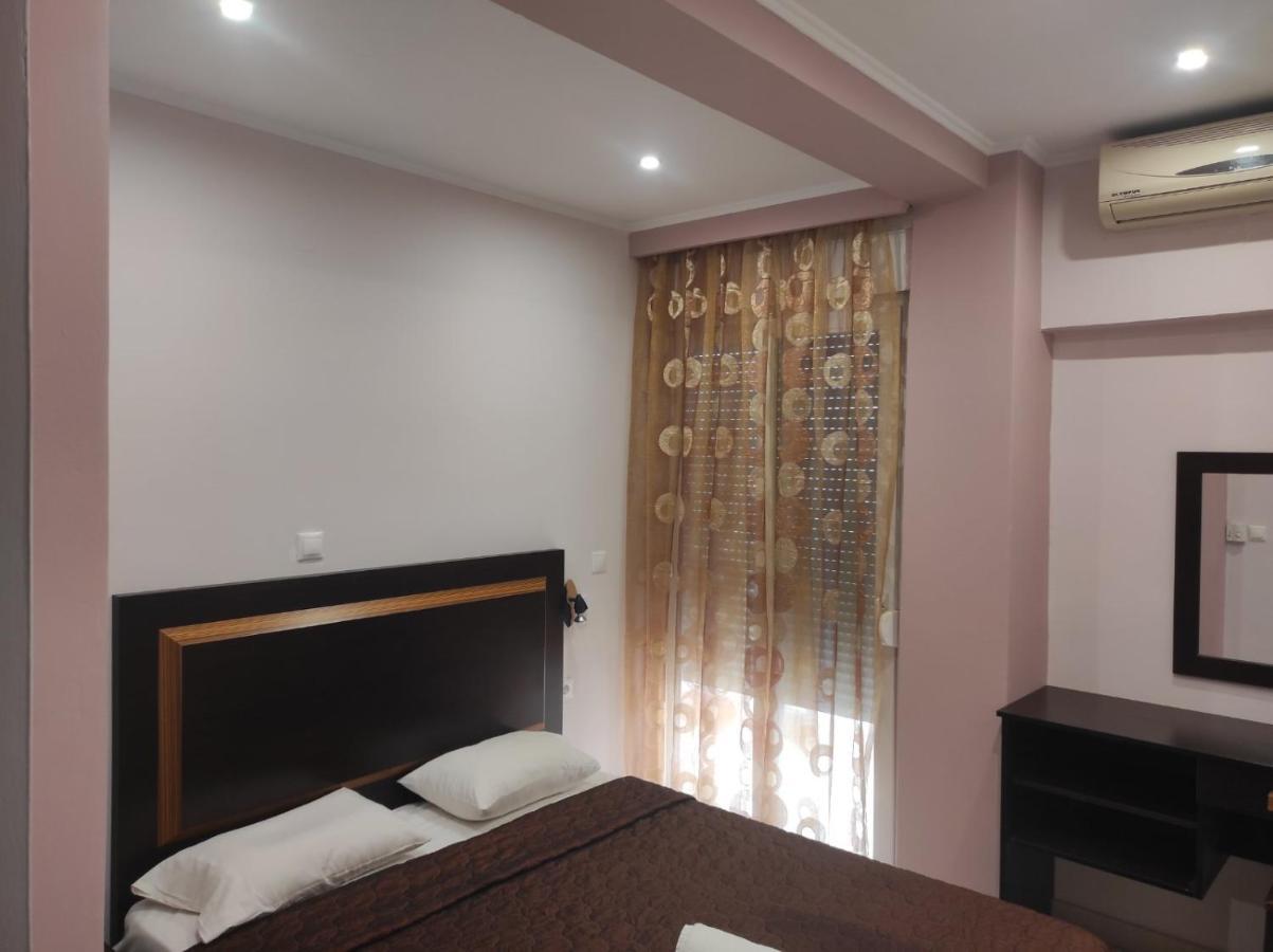 Hotel Louiza Paralía Eksteriør billede